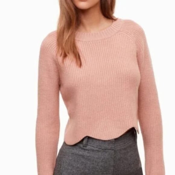 Aritzia Sweaters - Aritzia Wilfred 100% Merino Wool Pink Scalloped Soft Cropped Sweater S